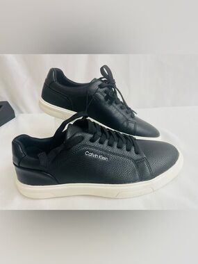 Calvin Klein Men's Grissom2
Sneaker Black Size 7.5 M